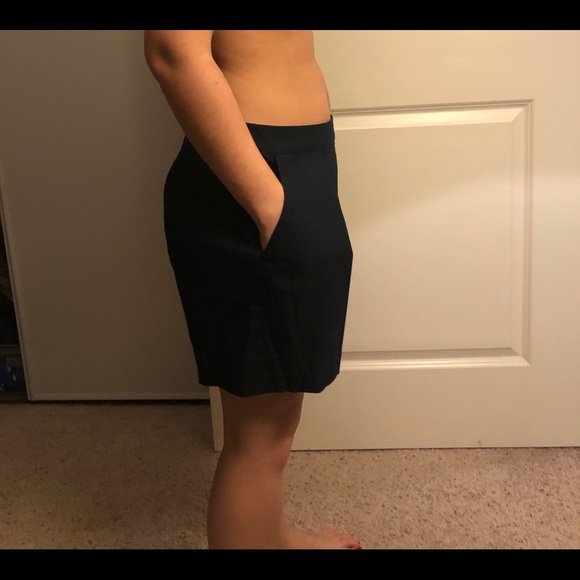 Brand new short - Picture 2 of 4